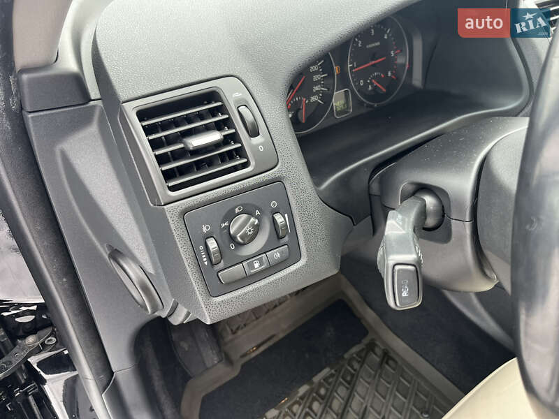 Универсал Volvo V50 2012 в Луцке