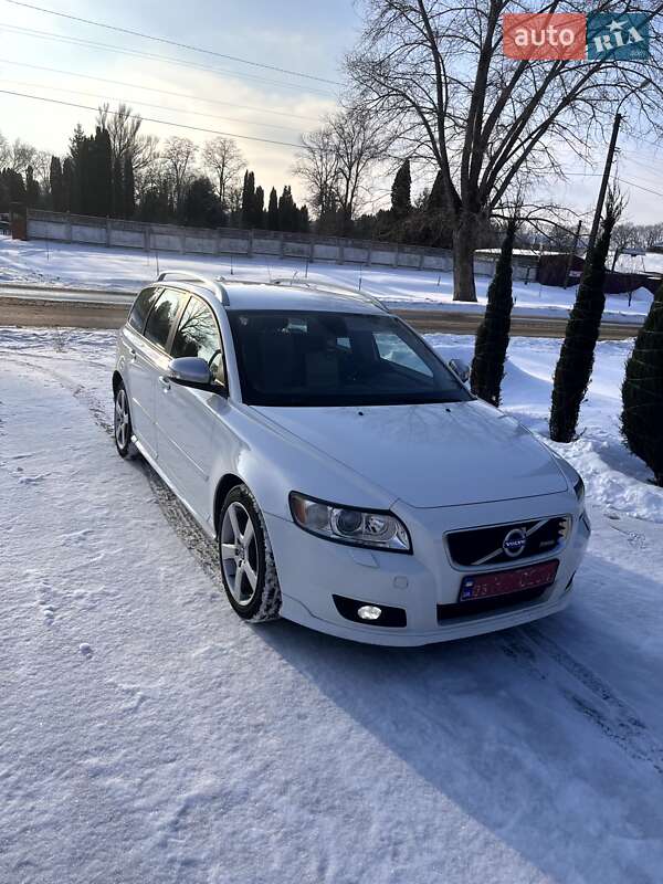 Универсал Volvo V50 2012 в Нежине