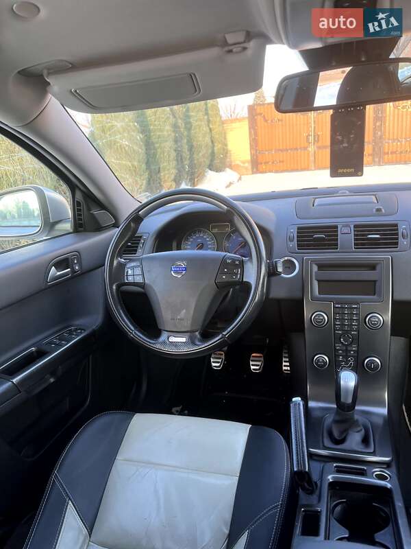 Универсал Volvo V50 2012 в Нежине