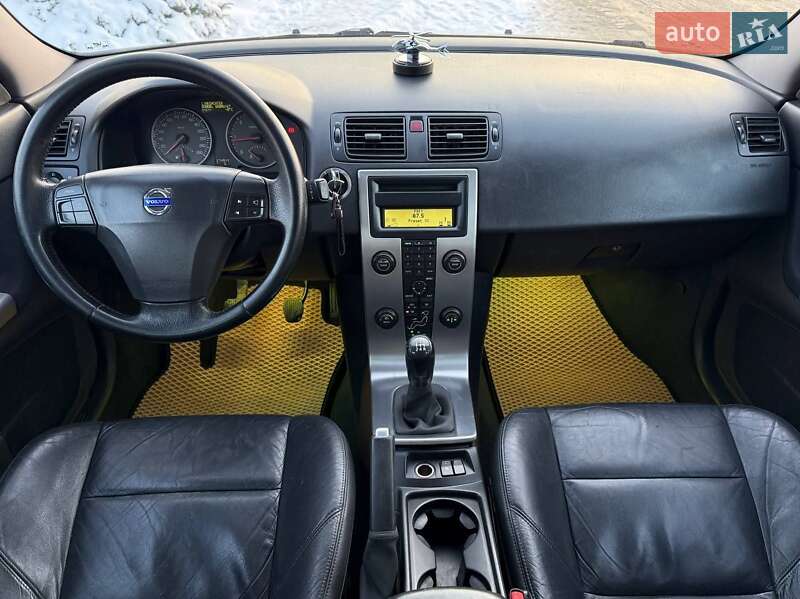Универсал Volvo V50 2006 в Киеве