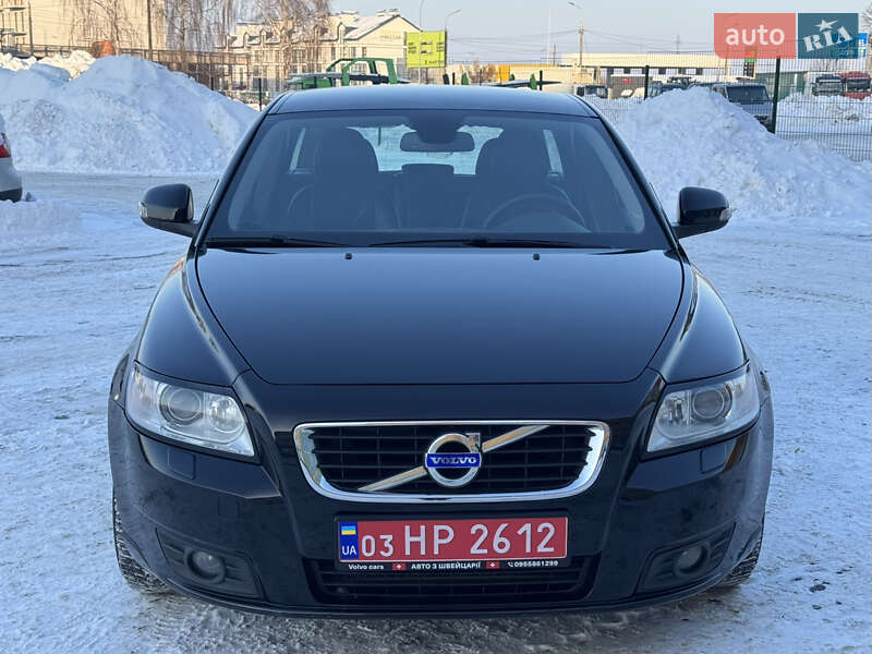 Универсал Volvo V50 2011 в Луцке