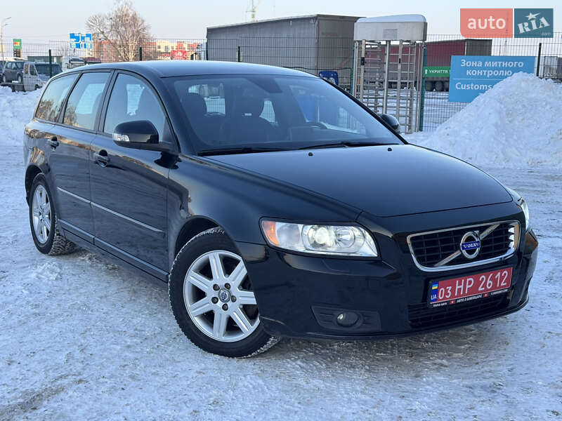 Универсал Volvo V50 2011 в Луцке