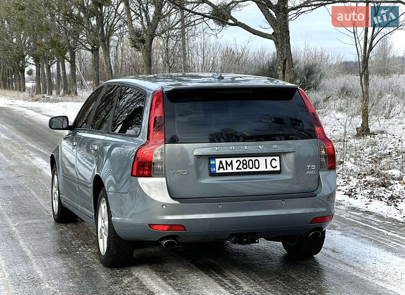 Универсал Volvo V50 2009 в Житомире