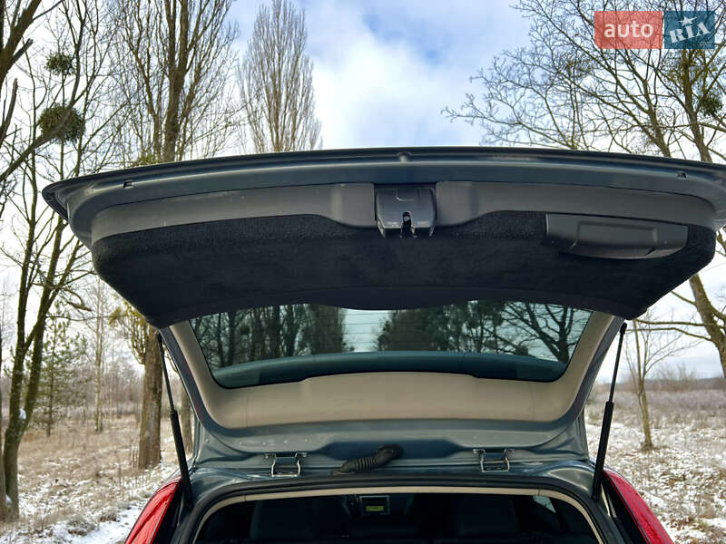 Универсал Volvo V50 2009 в Житомире