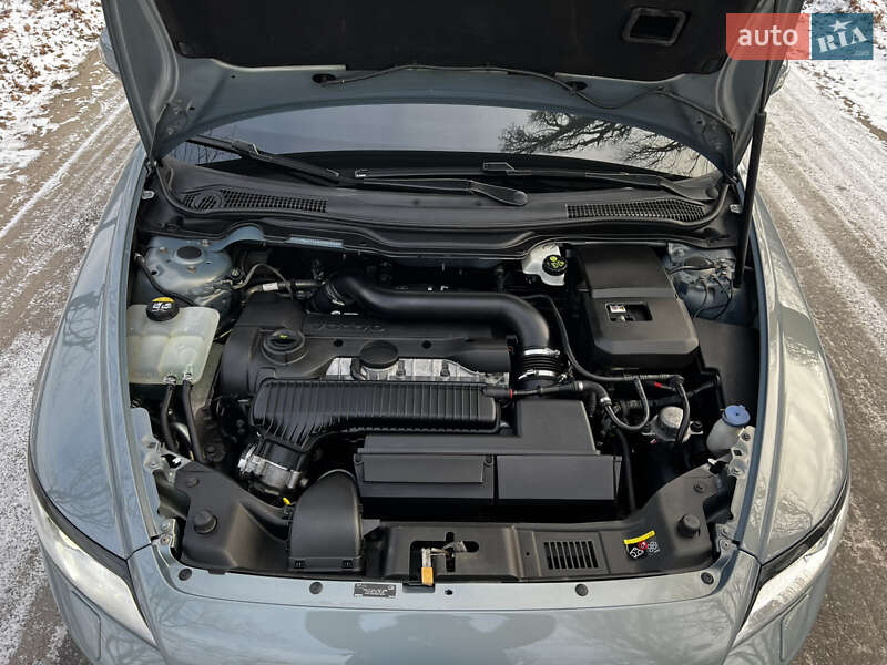 Универсал Volvo V50 2009 в Житомире