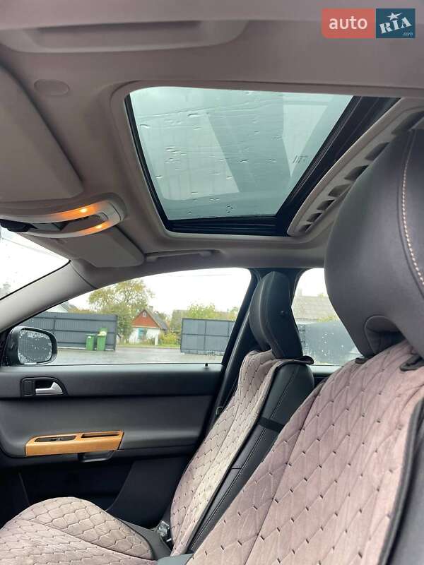 Универсал Volvo V50 2010 в Костополе