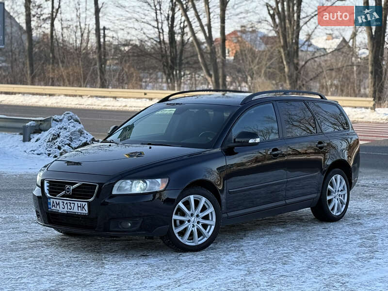 Volvo V50 2010 Volvo V50 2010
