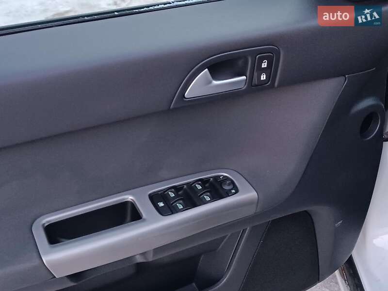 Универсал Volvo V50 2009 в Львове