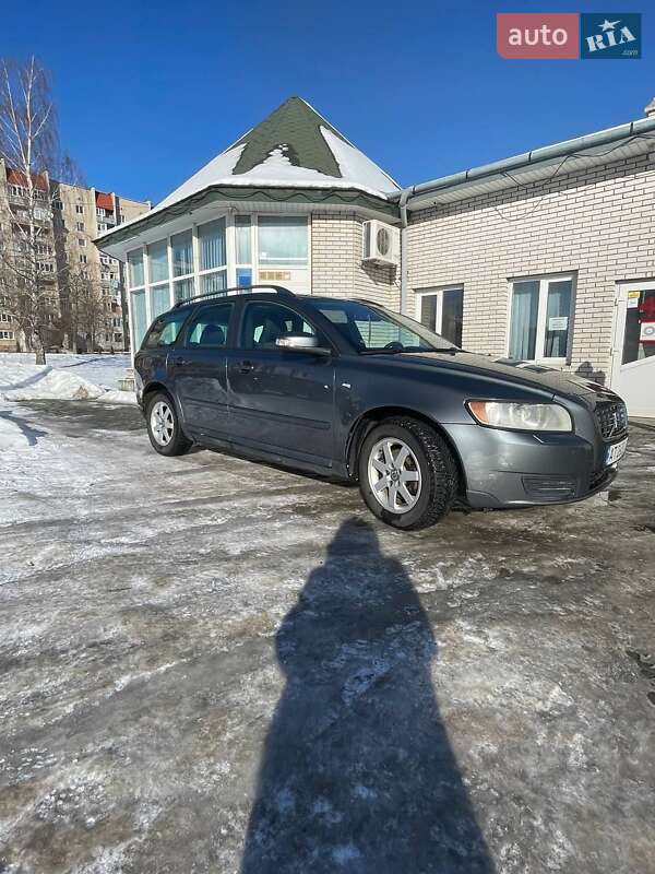 Универсал Volvo V50 2009 в Выгоде