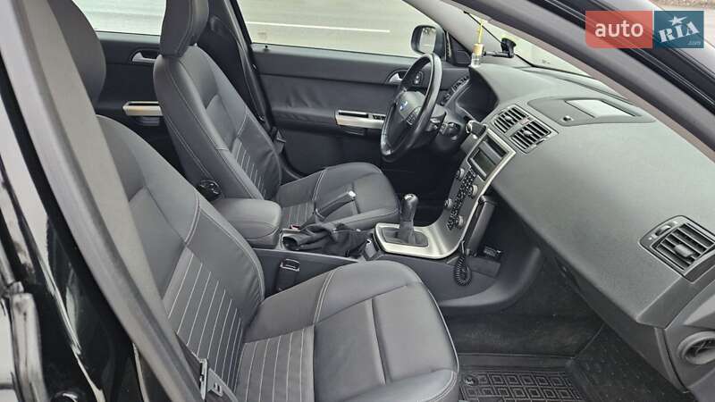 Универсал Volvo V50 2006 в Тернополе фото 23 Универсал Volvo V50 2006 в Тернополе