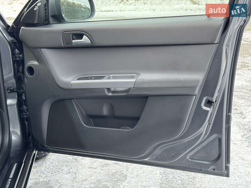 Универсал Volvo V50 2011 в Стрые фото 86 Универсал Volvo V50 2011 в Стрые