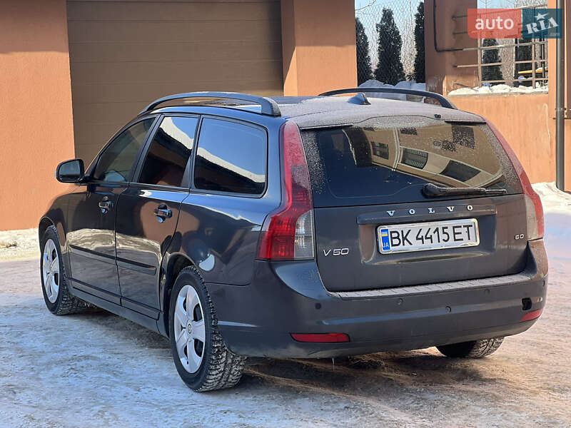 Универсал Volvo V50 2010 в Ровно фото 7 Универсал Volvo V50 2010 в Ровно