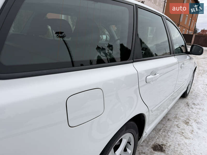 Универсал Volvo V50 2011 в Стрые фото 28 Универсал Volvo V50 2011 в Стрые