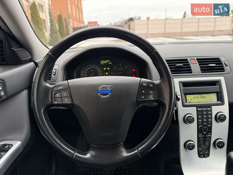 Универсал Volvo V50 2011 в Стрые фото 50 Универсал Volvo V50 2011 в Стрые