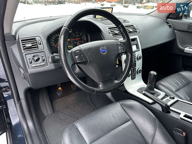 Универсал Volvo V50 2012 в Стрые фото 66 Универсал Volvo V50 2012 в Стрые