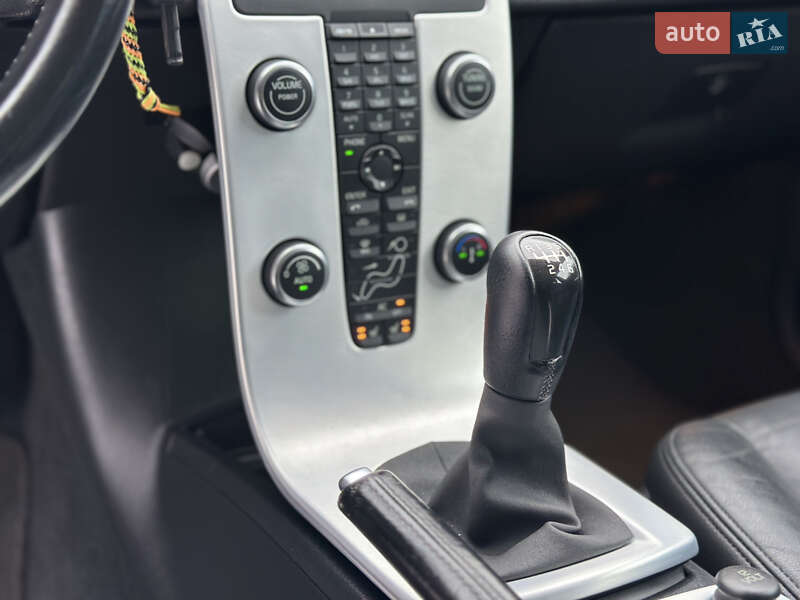 Универсал Volvo V50 2012 в Стрые фото 75 Универсал Volvo V50 2012 в Стрые
