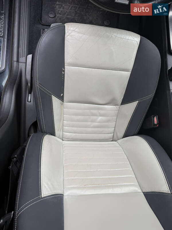 Универсал Volvo V50 2010 в Киеве