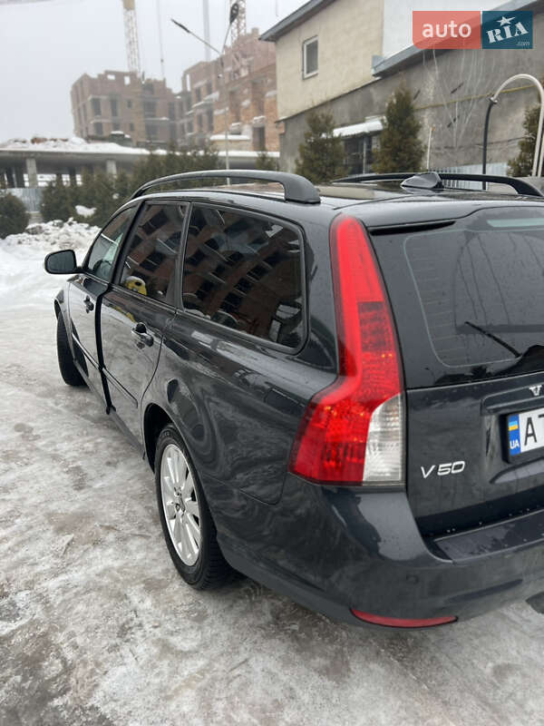 Универсал Volvo V50 2010 в Ивано-Франковске