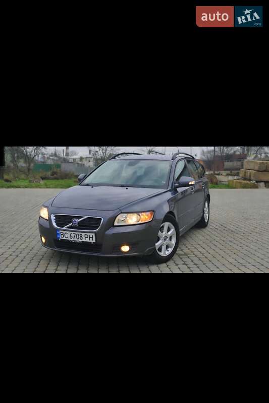 Volvo V50 2010