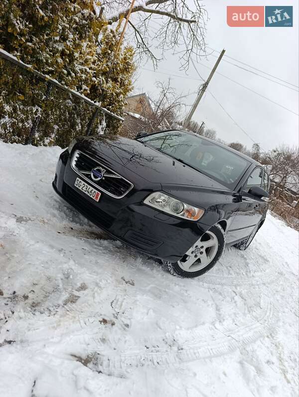 Универсал Volvo V50 2011 в Луцке