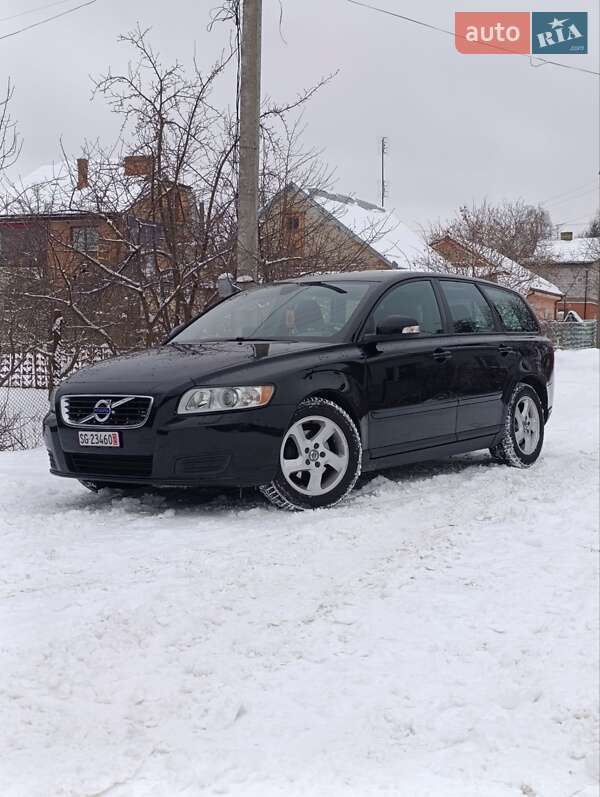 Универсал Volvo V50 2011 в Луцке