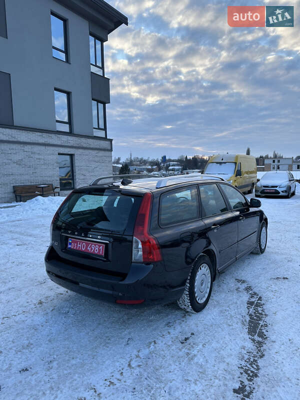 Універсал Volvo V50 2012 в Рівному