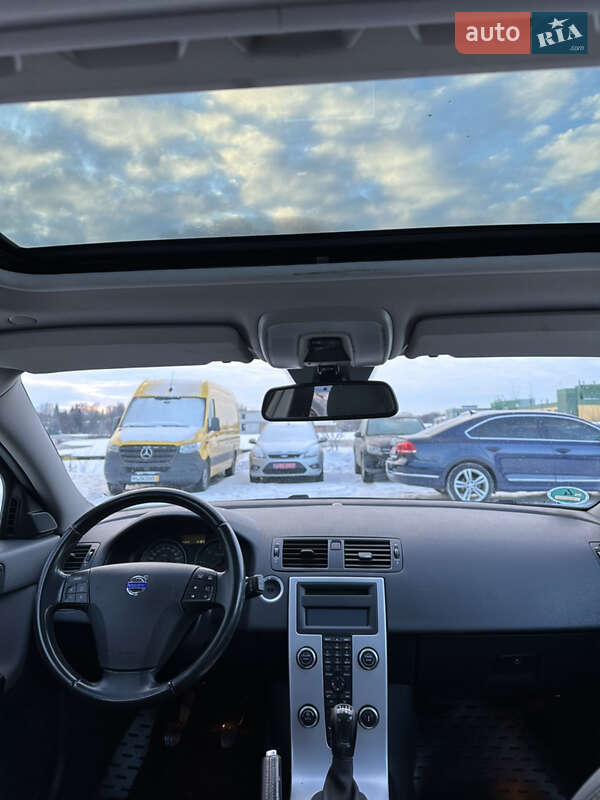 Універсал Volvo V50 2012 в Рівному
