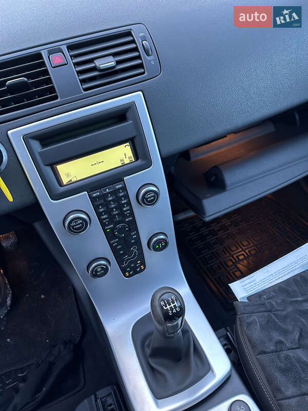 Універсал Volvo V50 2012 в Рівному