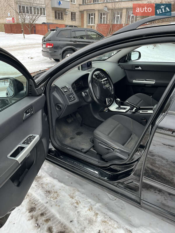 Универсал Volvo V50 2011 в Виннице