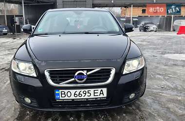Универсал Volvo V50 2012 в Карловке