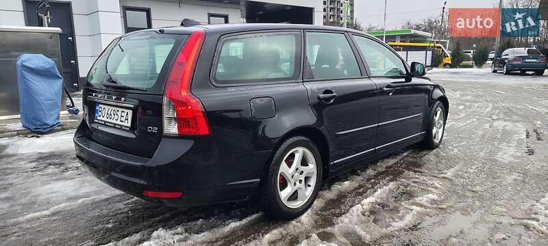Универсал Volvo V50 2012 в Карловке фото 7 Универсал Volvo V50 2012 в Карловке