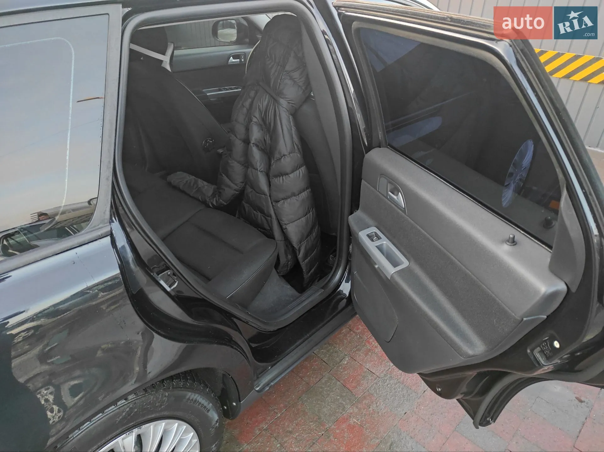 2010 Volvo V50 - мініатюра 14