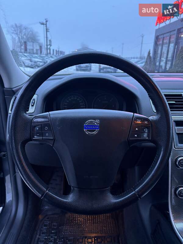 Универсал Volvo V50 2012 в Белогородке