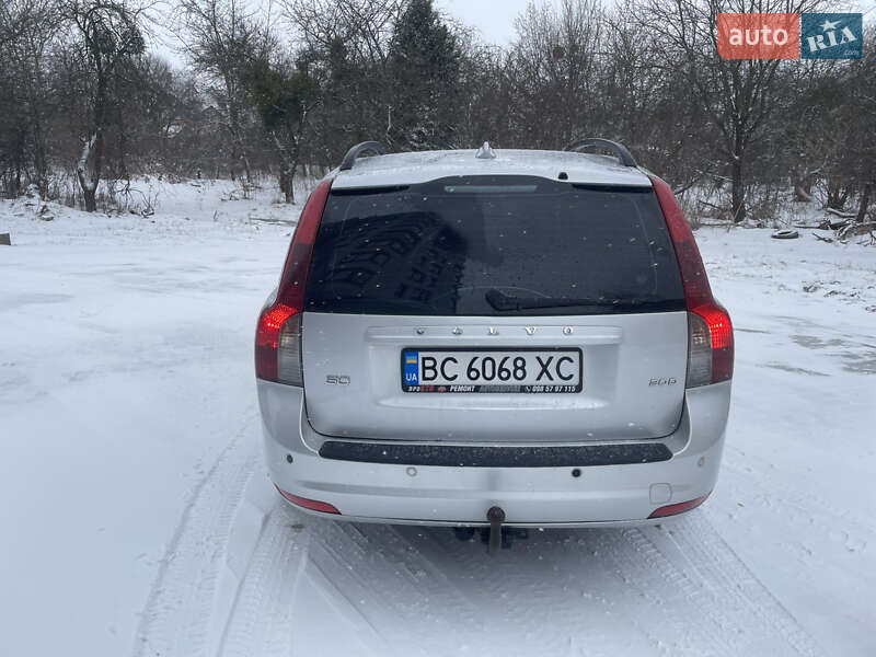 Универсал Volvo V50 2010 в Львове