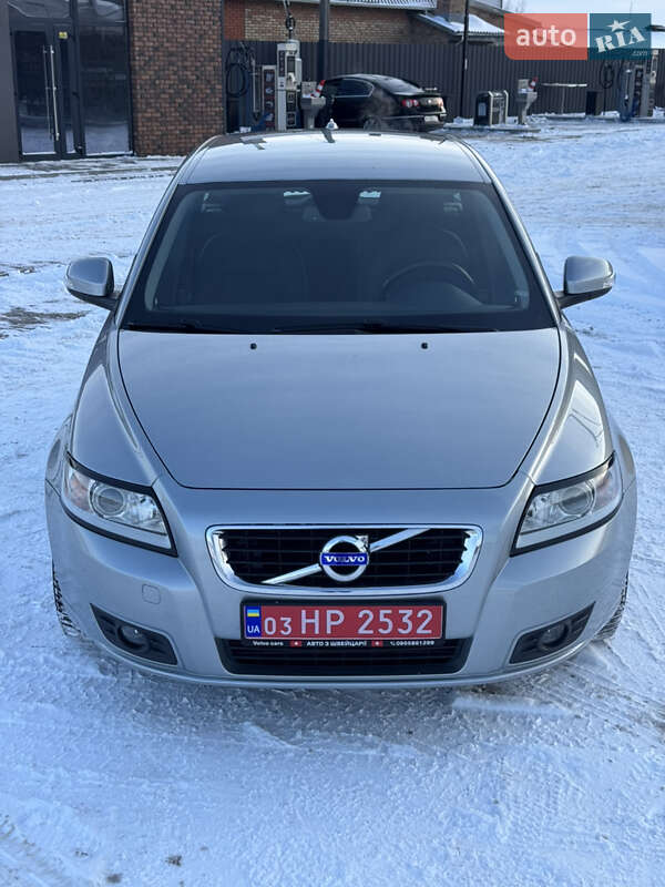 Универсал Volvo V50 2010 в Луцке фото 6 Универсал Volvo V50 2010 в Луцке