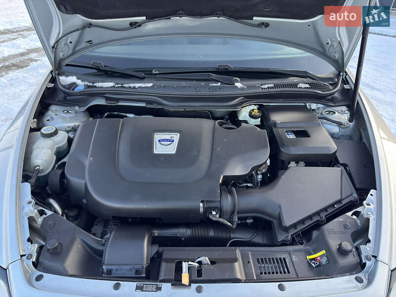 Универсал Volvo V50 2010 в Луцке фото 51 Универсал Volvo V50 2010 в Луцке