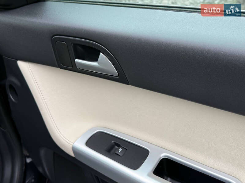 Универсал Volvo V50 2011 в Стрые фото 46 Универсал Volvo V50 2011 в Стрые