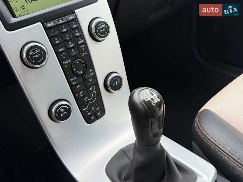 Универсал Volvo V50 2011 в Стрые фото 68 Универсал Volvo V50 2011 в Стрые