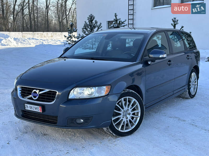 Универсал Volvo V50 2011 в Луцке
