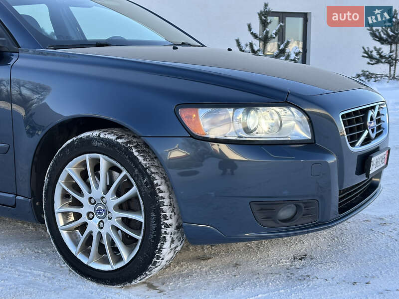 Универсал Volvo V50 2011 в Луцке