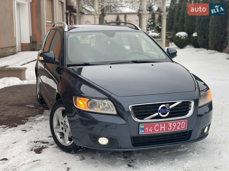 Універсал Volvo V50 2011 в Стрию