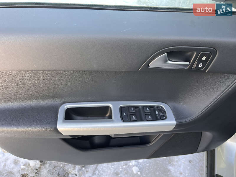 Універсал Volvo V50 2012 в Луцьку фото 13 Універсал Volvo V50 2012 в Луцьку
