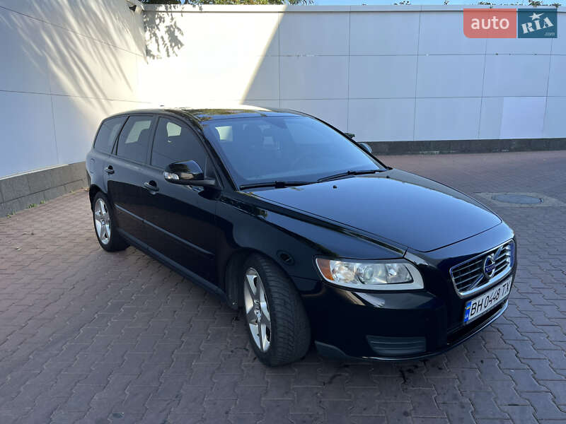 Універсал Volvo V50 2011 в Жовтих Водах