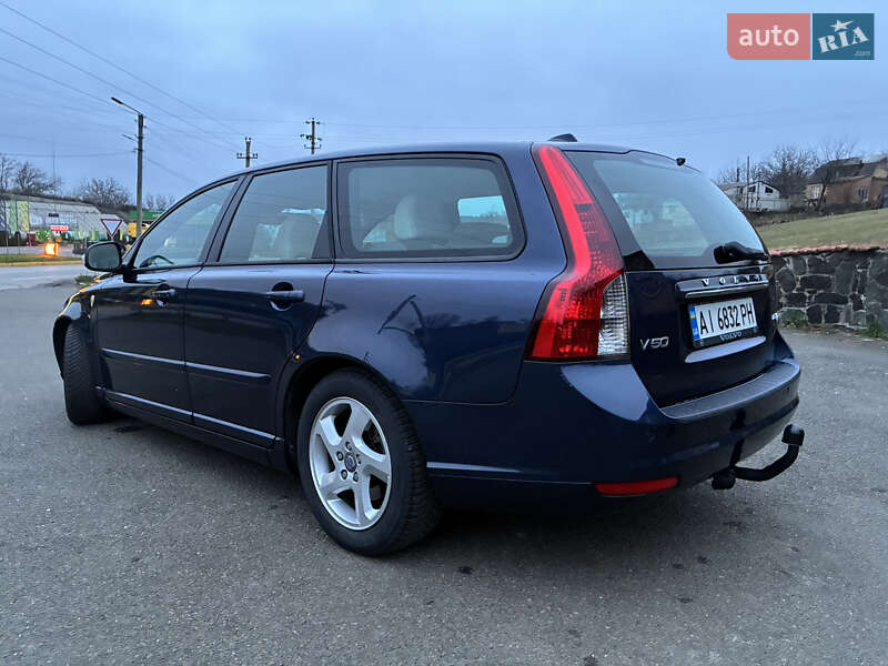 Универсал Volvo V50 2012 в Киеве