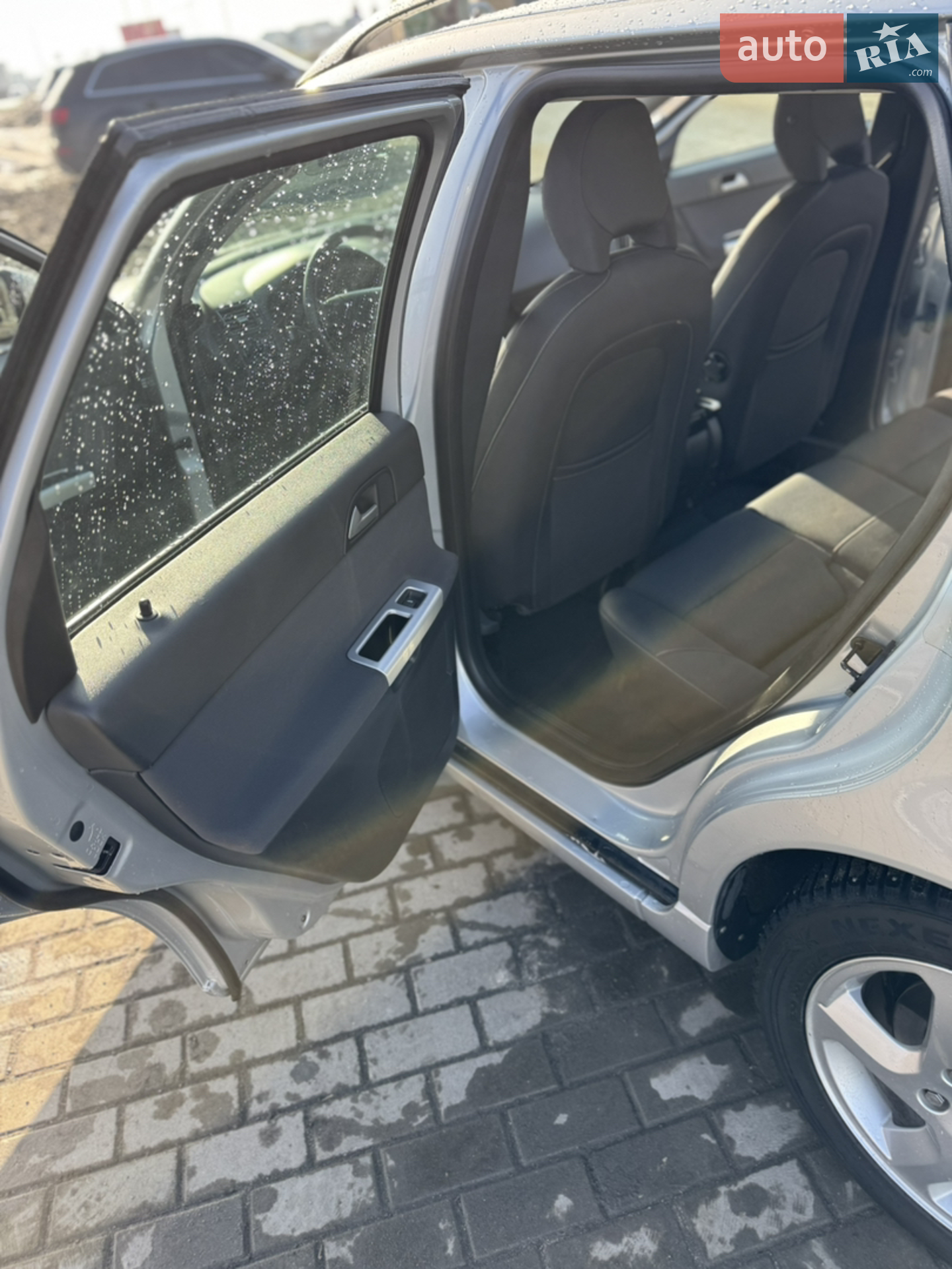 2010 Volvo V50 - мініатюра 31