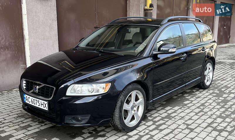 Volvo V50 2009