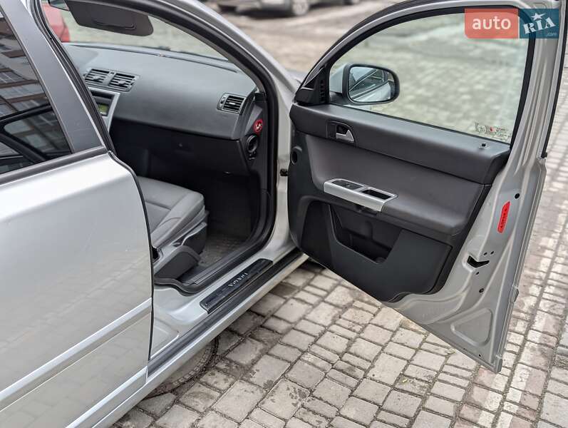 Універсал Volvo V50 2011 в Івано-Франківську