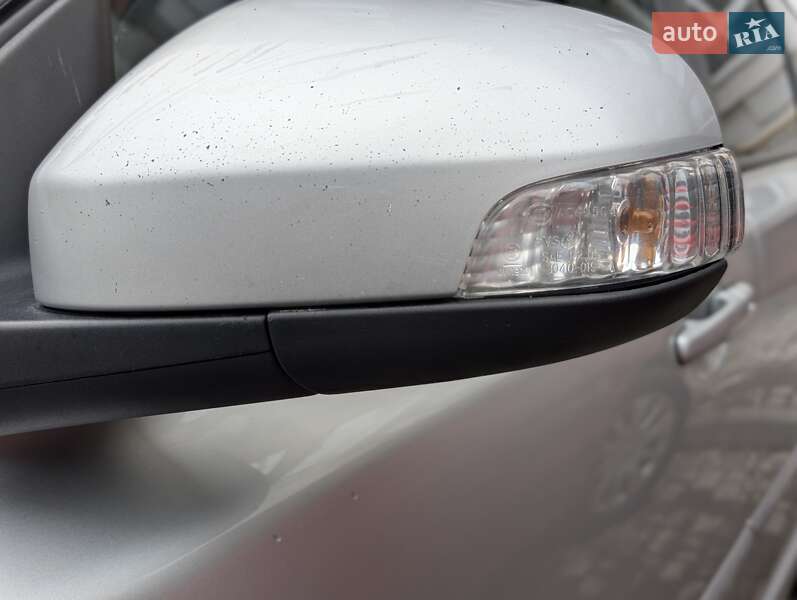 Універсал Volvo V50 2011 в Івано-Франківську