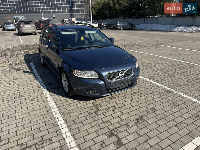 Универсал Volvo V50 2010 в Луцке
