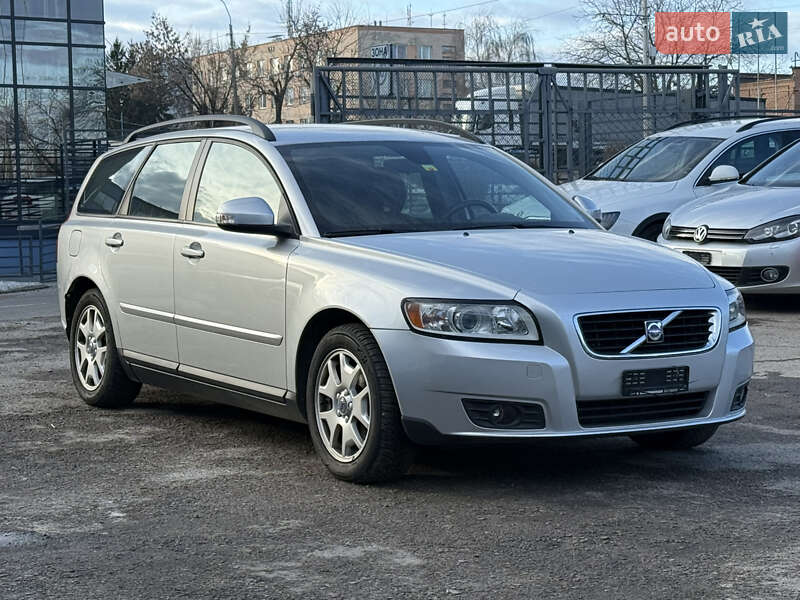 Volvo V50 2010